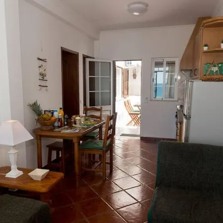 Sea View Apartman